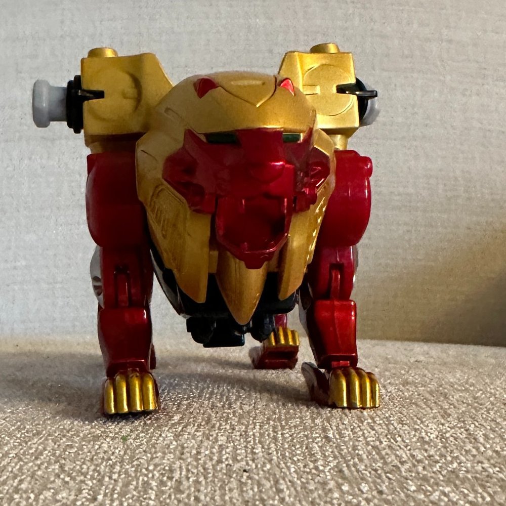 Power Ranger Deluxe Wild Force Megazord Red Lion Bandai